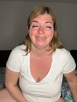 Snapshot of Lombada chatting on 03-27-26, 05:02 Lombada online show from 03-27-26, 05:02