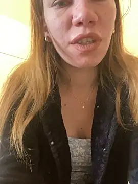 EvaRush online show from 02-04-25, 09:28