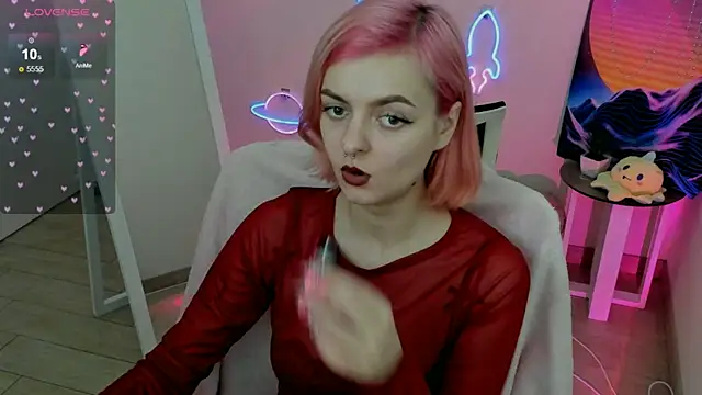 Snapshot of Fire_Bestie chatting on 02-17-25, 01:42 Fire Bestie online show from 02-17-25, 01:42