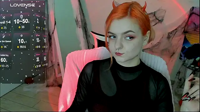 Fire Bestie online show from 10-31-25, 02:18