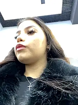 Snapshot of Chloe__Moon chatting on 12-05-24, 10:23 Chloe Moon online show from 12-05-24, 10:23