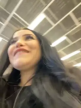 Snapshot of Chloe__Moon chatting on 12-20-24, 02:49 Chloe Moon online show from 12-20-24, 02:49