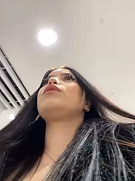 Snapshot of Chloe__Moon chatting on 12-23-24, 10:21 Chloe Moon online show from 12-23-24, 10:21