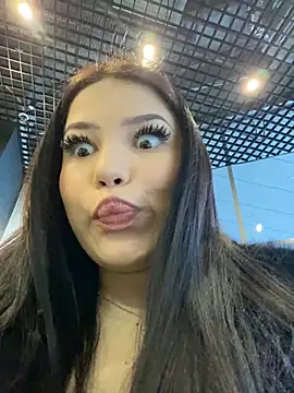 Snapshot of Chloe__Moon chatting on 12-30-24, 11:15 Chloe Moon online show from 12-30-24, 11:15