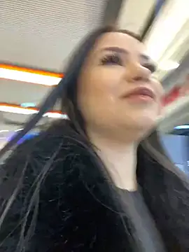 Snapshot of Chloe__Moon chatting on 01-02-25, 10:37 Chloe Moon online show from 01-02-25, 10:37