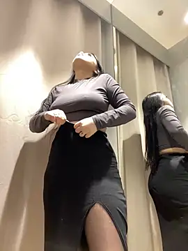 Snapshot of Chloe__Moon chatting on 01-04-25, 03:39 Chloe Moon online show from 01-04-25, 03:39