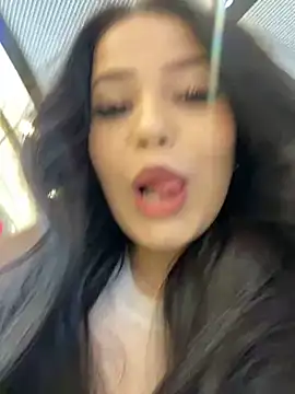 Snapshot of Chloe__Moon chatting on 01-07-25, 10:11 Chloe Moon online show from 01-07-25, 10:11