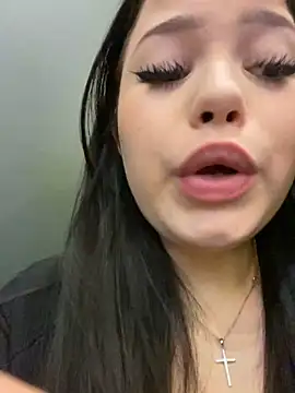 Snapshot of Chloe__Moon chatting on 01-24-25, 10:00 Chloe Moon online show from 01-24-25, 10:00