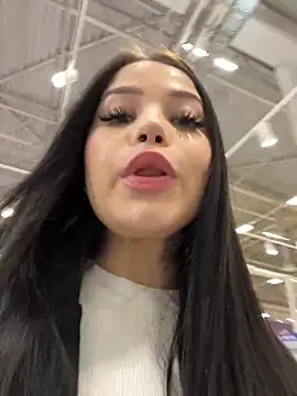 Snapshot of Chloe__Moon chatting on 02-01-25, 09:19 Chloe Moon online show from 02-01-25, 09:19