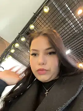 Snapshot of Chloe__Moon chatting on 03-16-25, 01:17 Chloe Moon online show from 03-16-25, 01:17