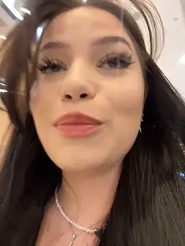 Snapshot of Chloe__Moon chatting on 10-21-25, 02:29 Chloe Moon online show from 10-21-25, 02:29