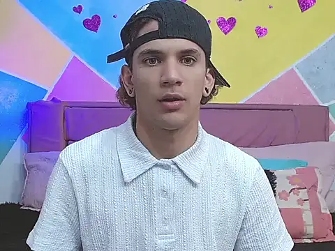 tylor boy online show from 09-15-25, 02:33