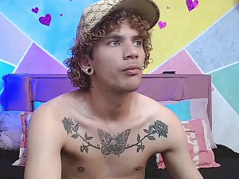 tylor boy online show from 10-06-25, 01:14