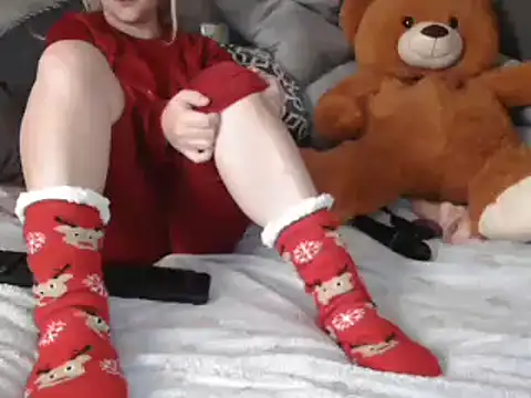 Snapshot of LaRa_forU chatting on 01-18-25, 10:39 LaRa forU online show from 01-18-25, 10:39
