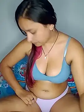 Snapshot of sariitha_sw chatting on 10-10-25, 08:08 sariitha sw online show from 10-10-25, 08:08