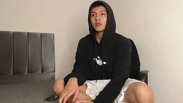 alex-lover online show from 02-18-25, 08:05