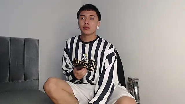 alex-lover online show from 10-11-25, 12:43