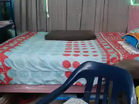 Snapshot of mom_son_dirty chatting on 12-04-24, 03:43 mom son dirty online show from 12-04-24, 03:43
