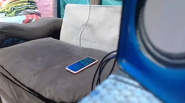 Snapshot of mom_son_dirty chatting on 03-05-25, 12:38 mom son dirty online show from 03-05-25, 12:38