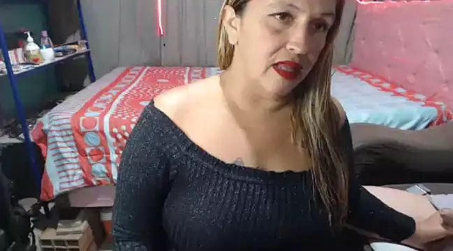 Snapshot of mom_son_dirty chatting on 03-23-25, 12:26 mom son dirty online show from 03-23-25, 12:26