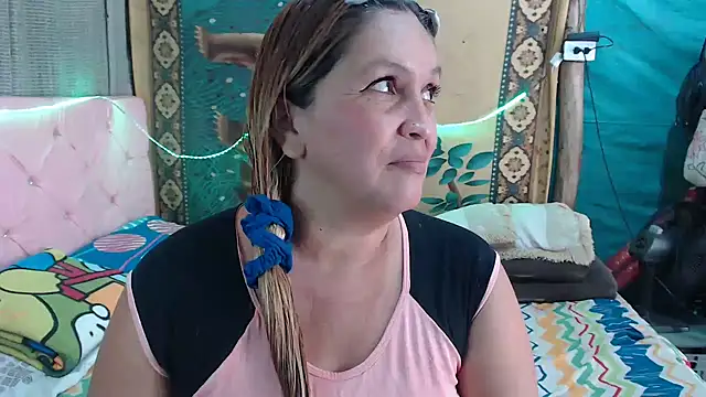 mom son dirty online show from 11-16-25, 02:44