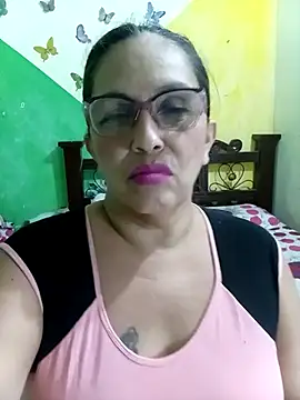 mom son dirty online show from 04-14-26, 01:00