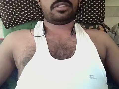 Snapshot of ballandnuts chatting on 03-28-26, 06:35 ballandnuts online show from 03-28-26, 06:35