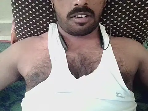 Snapshot of ballandnuts chatting on 04-05-26, 06:43 ballandnuts online show from 04-05-26, 06:43