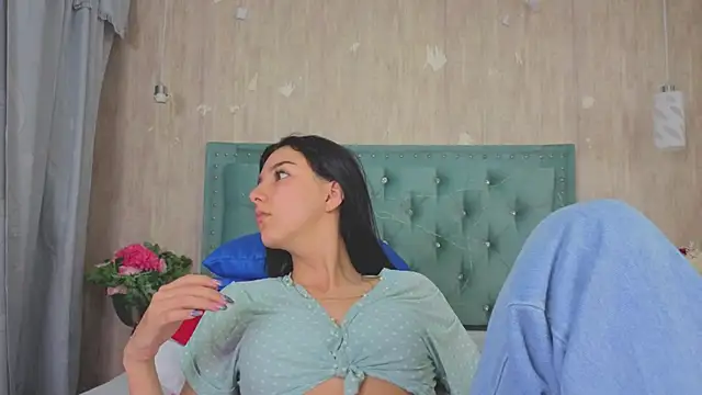 Marcelaa fox online show from 11-11-25, 07:36