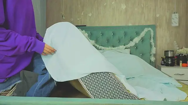 Snapshot of Marcelaa_fox chatting on 12-22-25, 07:22 Marcelaa fox online show from 12-22-25, 07:22