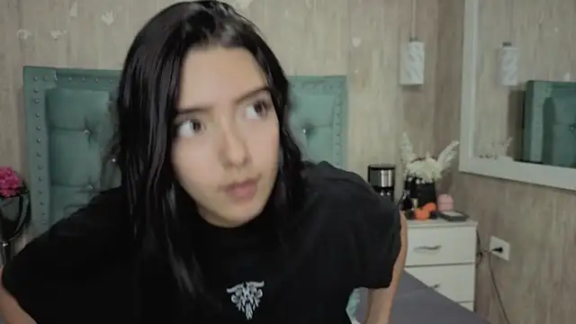 Marcelaa fox online show from 03-26-26, 07:41