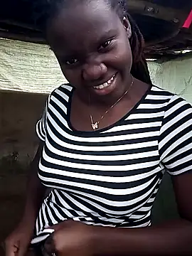 Snapshot of Black_juicy24 chatting on 02-05-25, 09:15 Black juicy24 online show from 02-05-25, 09:15