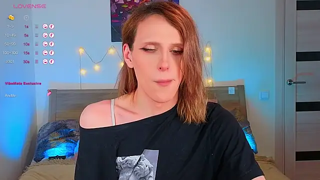  yourFoxy  online show from 04-17-26, 12:35