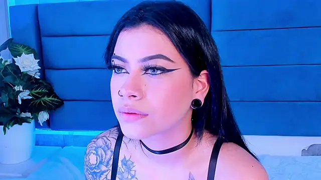 Snapshot of DakottaHill chatting on 02-08-25, 05:18 DakottaHill online show from 02-08-25, 05:18