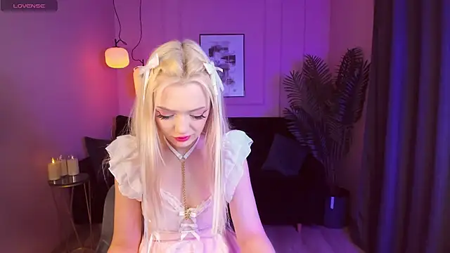 EmilyAir online show from 01-25-25, 11:11