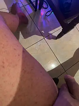 Toalha1 online show from 04-27-26, 05:22