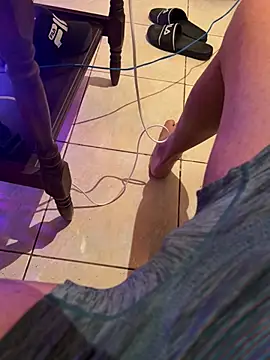 Toalha1 online show from 04-28-26, 05:40