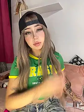 Snapshot of lunaapppp chatting on 02-24-26, 03:37 lunaapppp online show from 02-24-26, 03:37