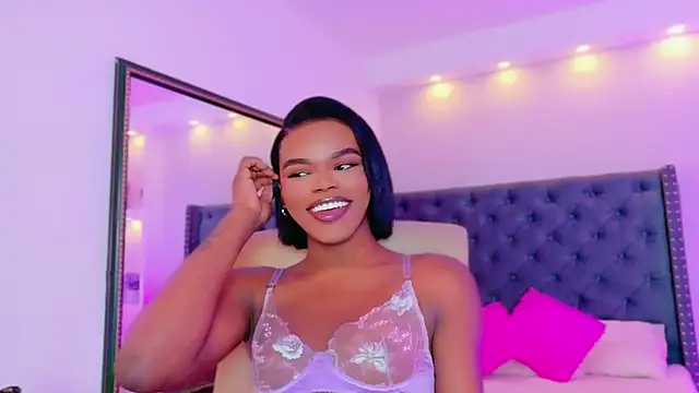 CamiEstrada online show from 09-25-25, 07:45