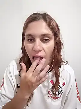 Snapshot of Scarlett-Leh chatting on 12-05-24, 03:59 Scarlett-Leh online show from 12-05-24, 03:59
