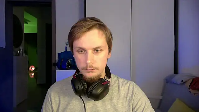 Snapshot of kotealex chatting on 01-13-26, 04:12 kotealex online show from 01-13-26, 04:12