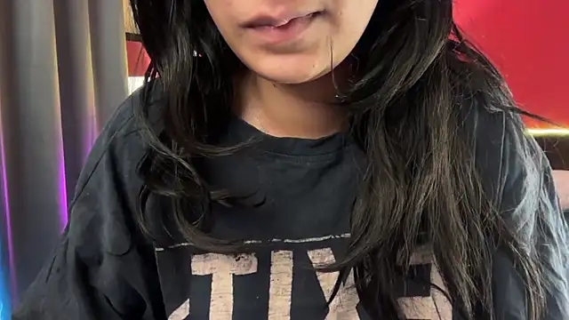 Snapshot of simrann_69 chatting on 11-17-25, 05:13 simrann 69 online show from 11-17-25, 05:13