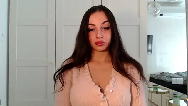 courtneyPerfect online show from 03-25-26, 08:20