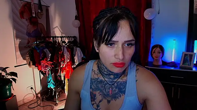 Snapshot of TinnaDawsom chatting on 01-07-26, 12:46 TinnaDawsom online show from 01-07-26, 12:46