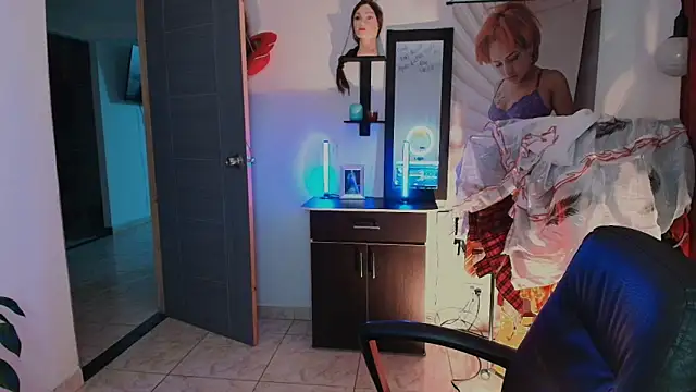 Snapshot of TinnaDawsom chatting on 02-28-26, 12:44 TinnaDawsom online show from 02-28-26, 12:44