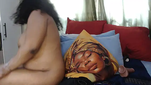 Foxybrownxx1 online show from 03-20-26, 04:39