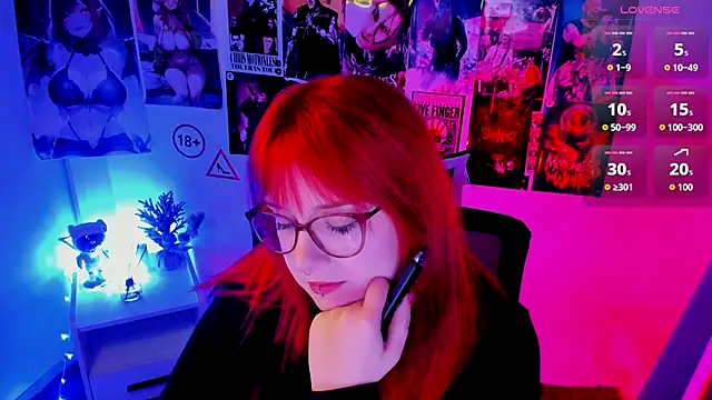 Snapshot of Rudy_02 chatting on 09-30-25, 09:31 Rudy 02 online show from 09-30-25, 09:31