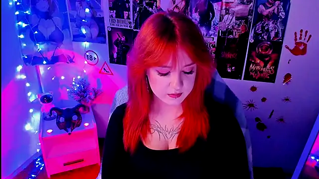 Snapshot of Rudy_02 chatting on 10-28-25, 08:44 Rudy 02 online show from 10-28-25, 08:44