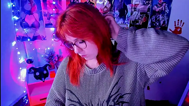 Snapshot of Rudy_02 chatting on 10-30-25, 10:16 Rudy 02 online show from 10-30-25, 10:16