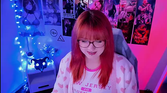 Snapshot of Rudy_02 chatting on 11-05-25, 10:10 Rudy 02 online show from 11-05-25, 10:10